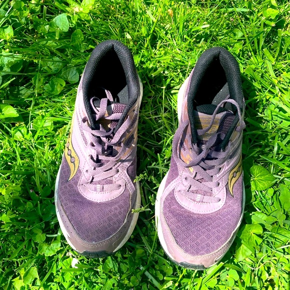 Saucony Women’s Cohesion 13 Running Shoe - Picture 2 of 14